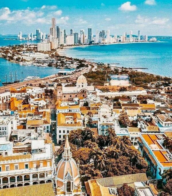 Appartement Luxury Ubicacion Y Piscina. Cartagène